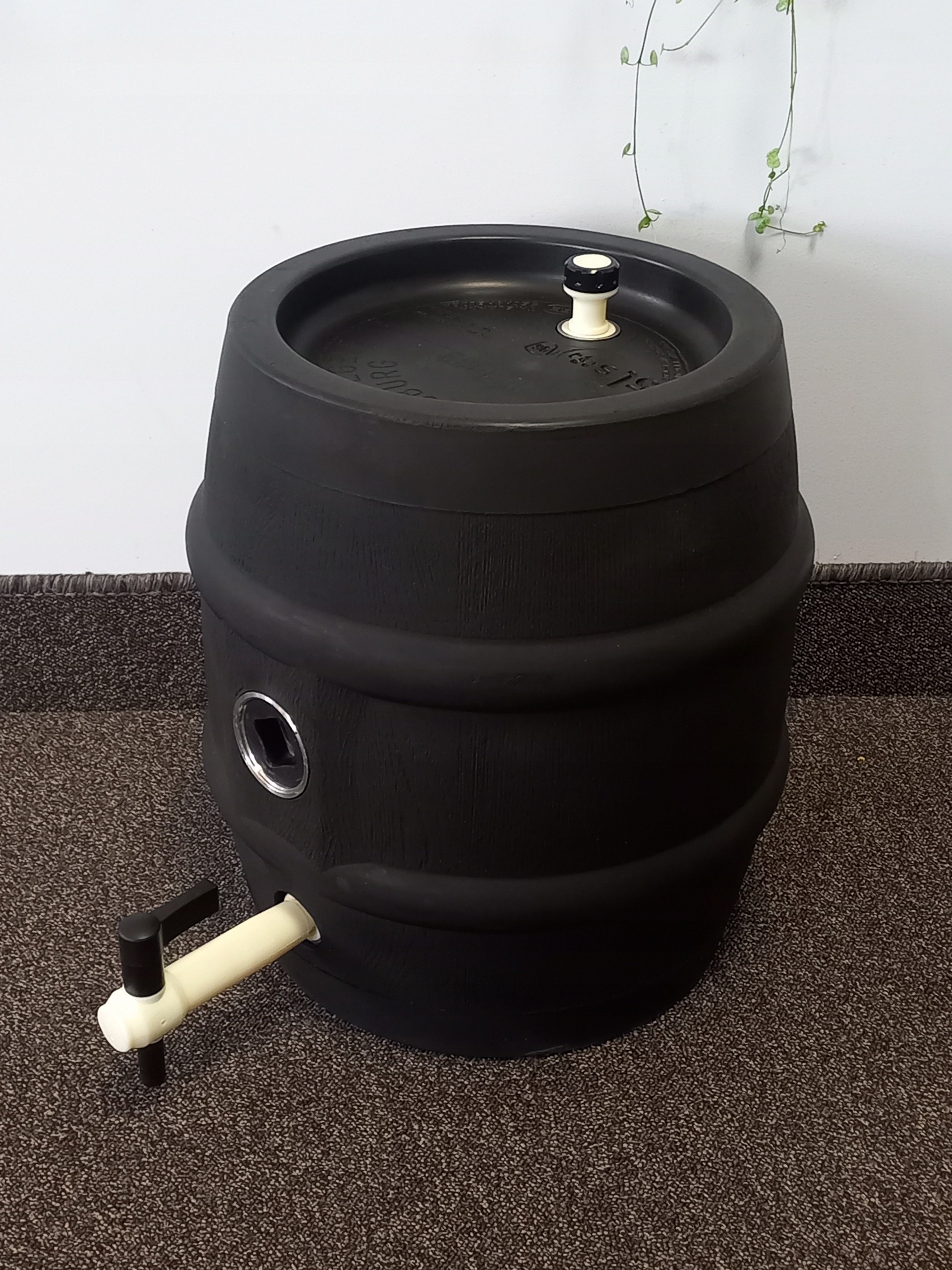 KEG sudová nádrž 15L čierna nerez