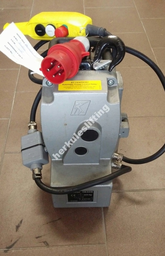 Lanový navijak Tractel Minifor TR30S s lanom