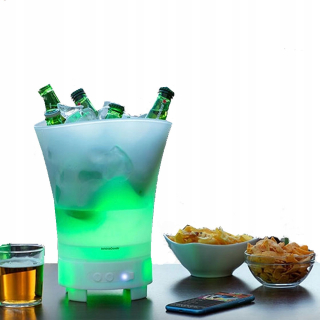 FUNKČNÝ REPRODUKTOR FUNKCIE LED ZÁSOBNÍKA NA PÁRTY