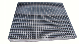 Konektor ciesyl uhol 100x100x100 2,5 mm 50sz