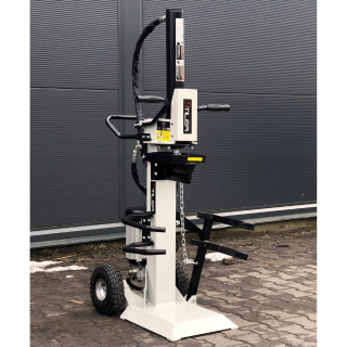 Štiepačka na drevo - Chopper z dreva 15 ton 4 kW Chopper +podávač