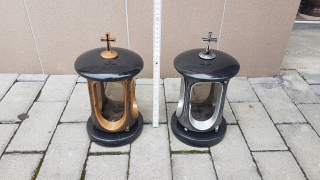 Lanterned Lantern Golden Granite na pamiatku cintorína