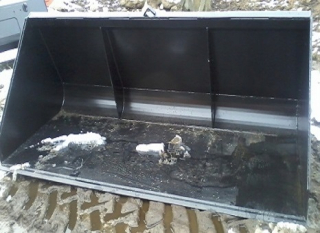 Lyžica 2,4 m EUR 1,2 m3 posilnená