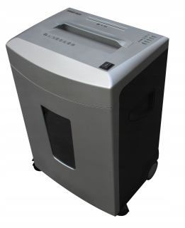 Derder omitech om18 xc, p4, super tichý, zadarmo