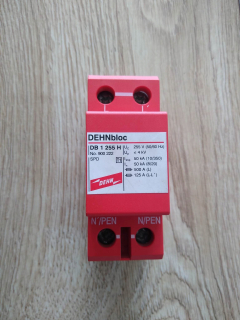 Nadmerné surfovanie B T1 1p 50KA 4KV DeHn 900222