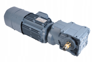 Prevodový motor - Prevodový motor SEW 6,5 kW, 0-450 ot./min 385 Nm i=9