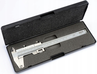 Posuvné meradlo - Yato YT-7200 150 mm analógový žeriav