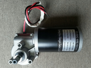 Profi zváračka - Bester Engine Migomat 24V DC 50W podávača drôtu