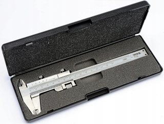 Posuvné meradlo - 150 mm 0,02 yato analógový žeriav