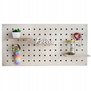 Organizátor dosky Pegboard z dreva do kancelárie domu