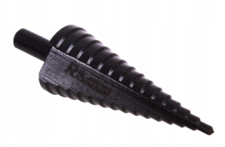 TITÁNOVÁ STUPŇOVÁ VŔTAČKA DO KOVU 4-32mm