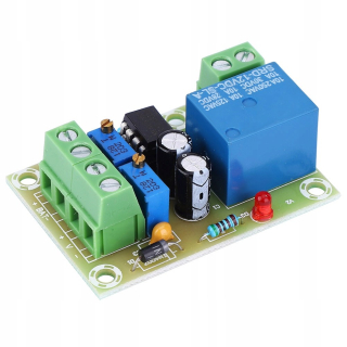 Regulátor nabíjania batérie XH M601 DC 12V